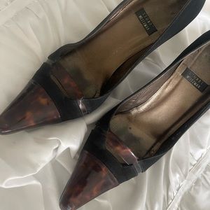 Stuart Weitzman Peacenik Black and Tortoiseshell Pumps 5.5